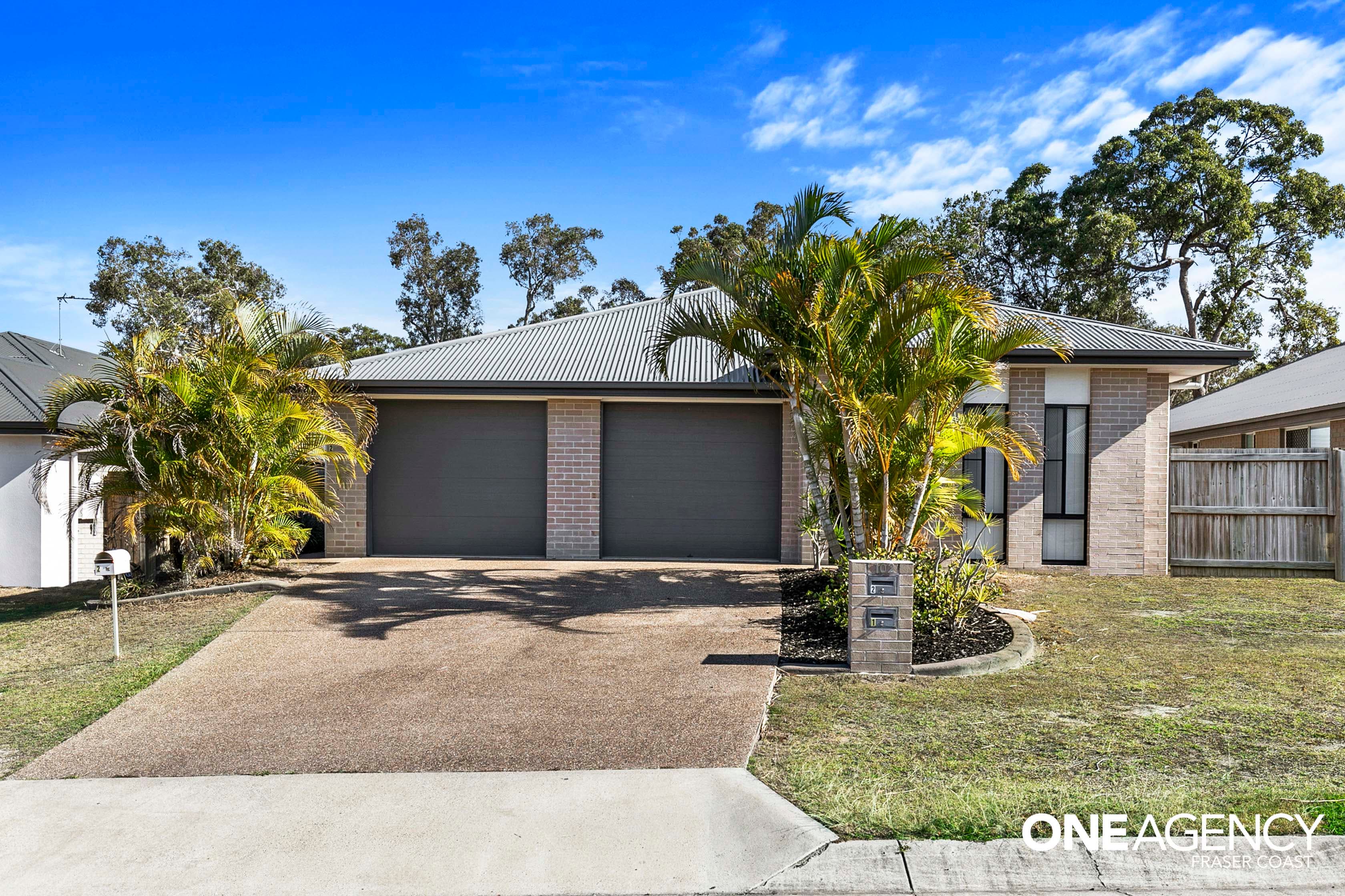 102 Bradman Way, Urangan, Urangan - Image 1