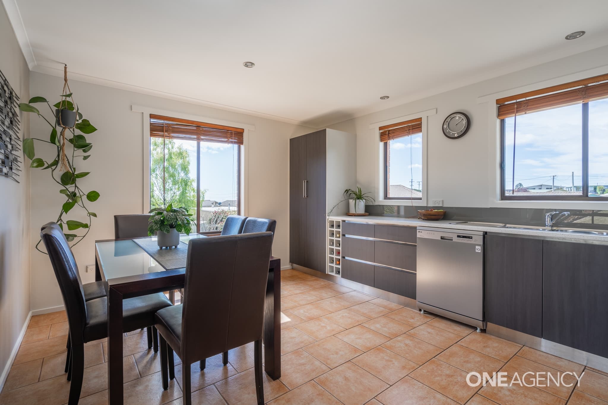 2 Crudwell Court, Upper Burnie, Upper Burnie - Thumbnail 6