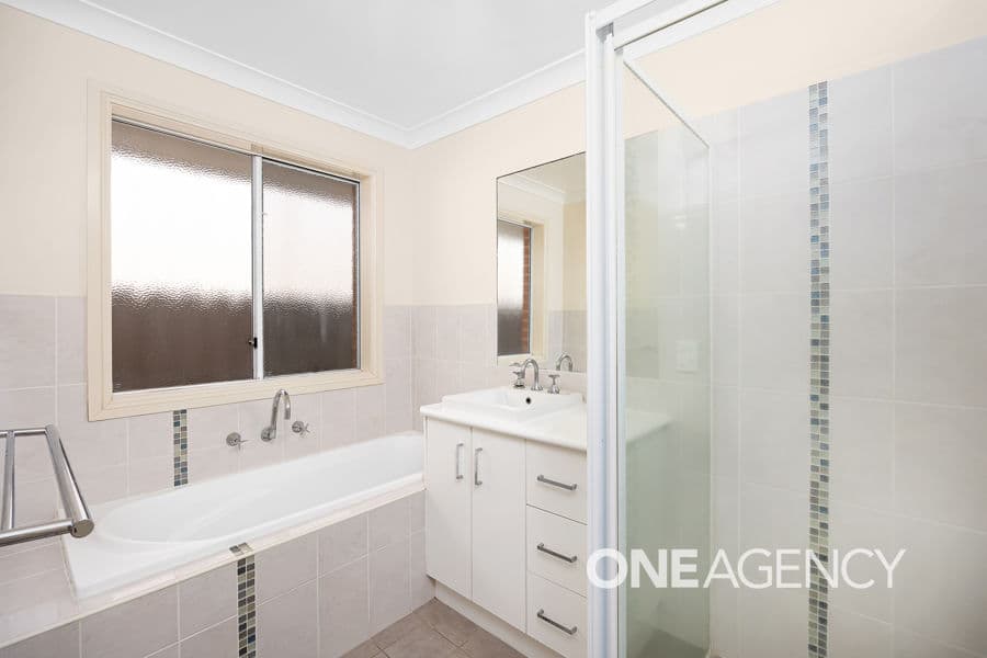60 YARRAWAH Crescent, Bourkelands, Bourkelands - Thumbnail 8