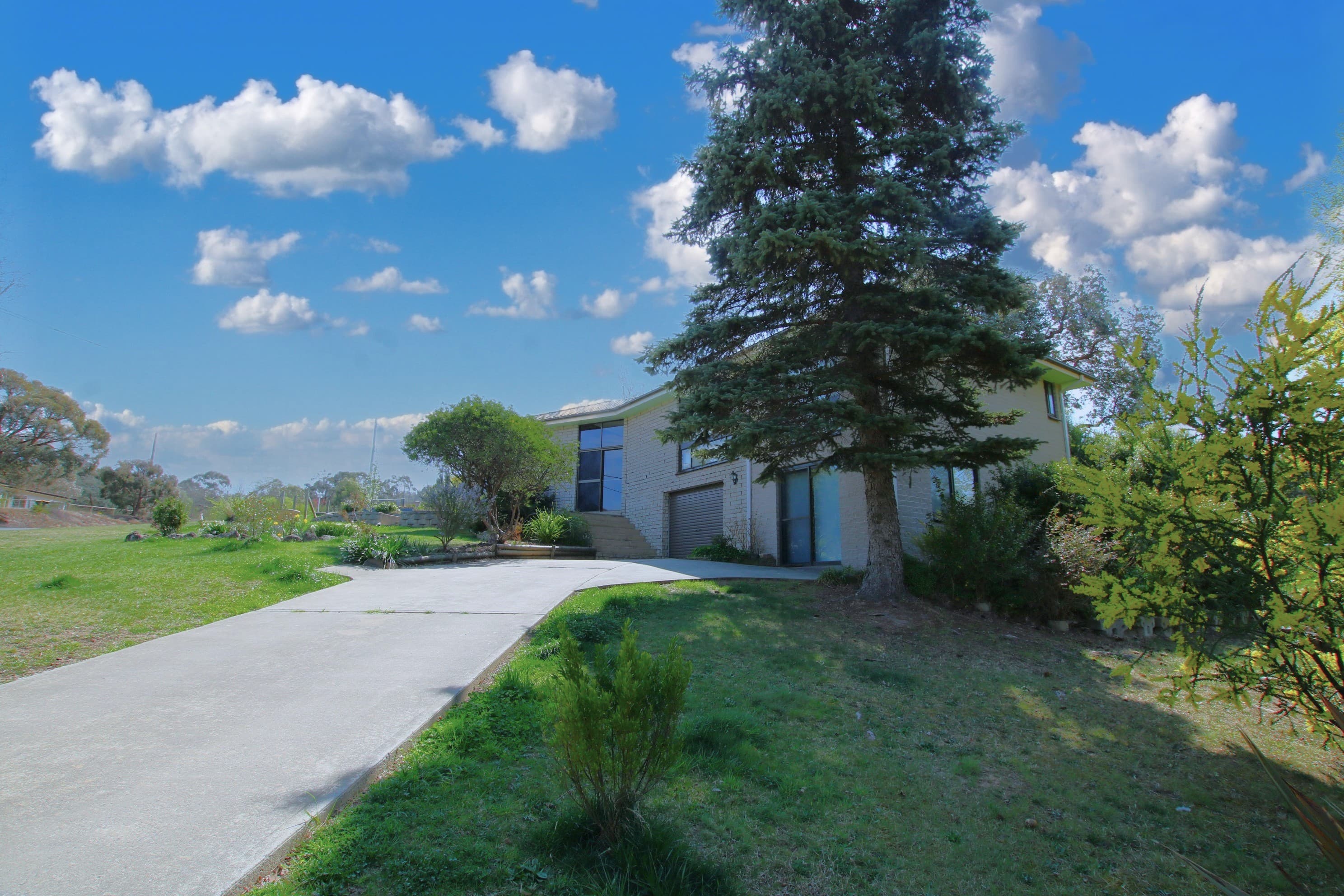 55 Queen Street, Bombala, Bombala - Thumbnail 2