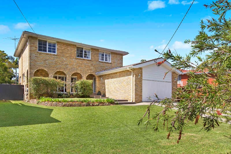 4 Dublin Avenue, Killarney Heights, Killarney Heights - Thumbnail 2