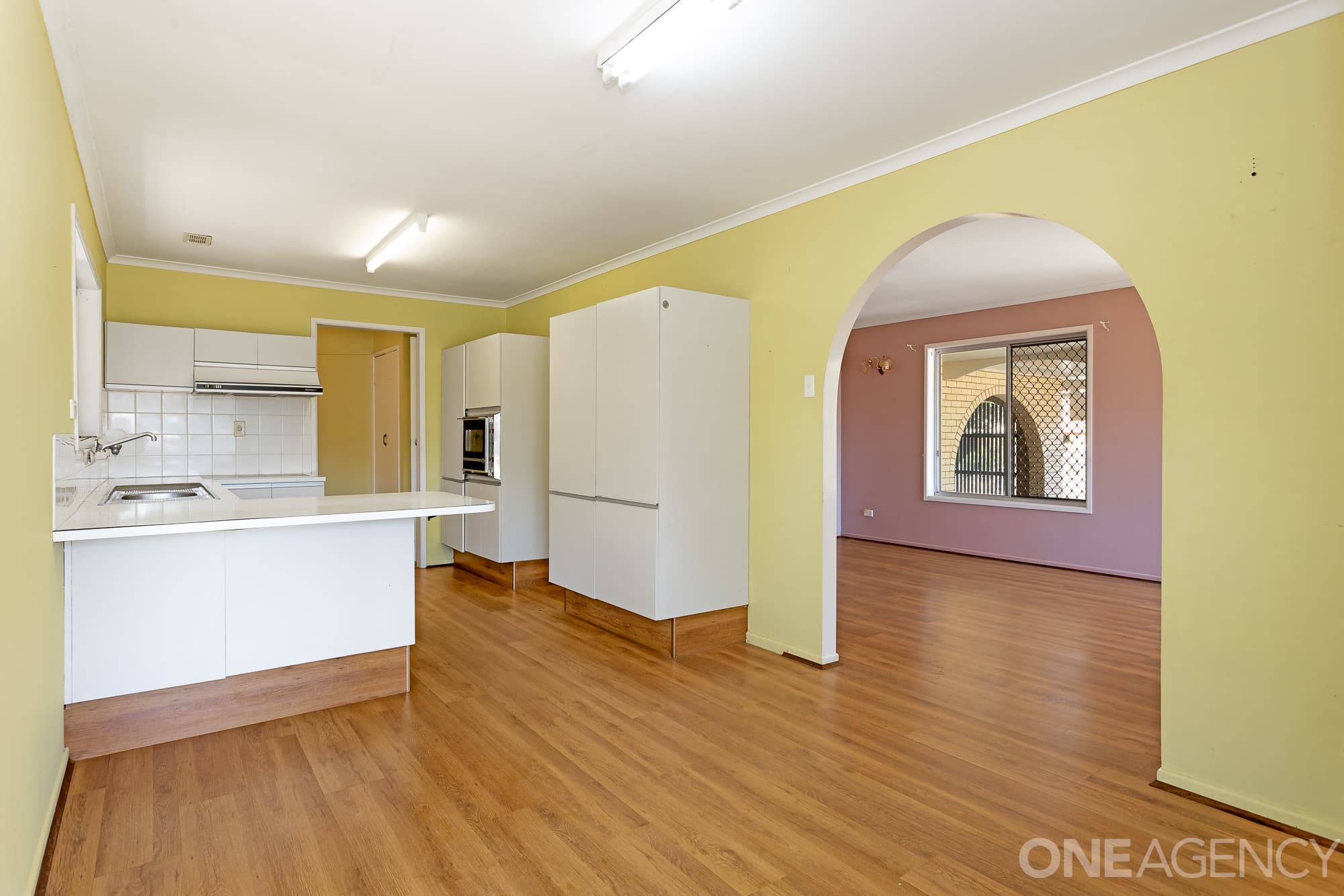 5 Farm Court, Redcliffe, Redcliffe - Thumbnail 5