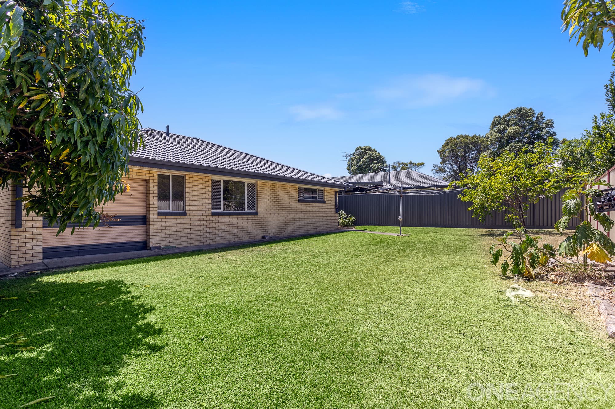 5 Farm Court, Redcliffe, Redcliffe - Thumbnail 2
