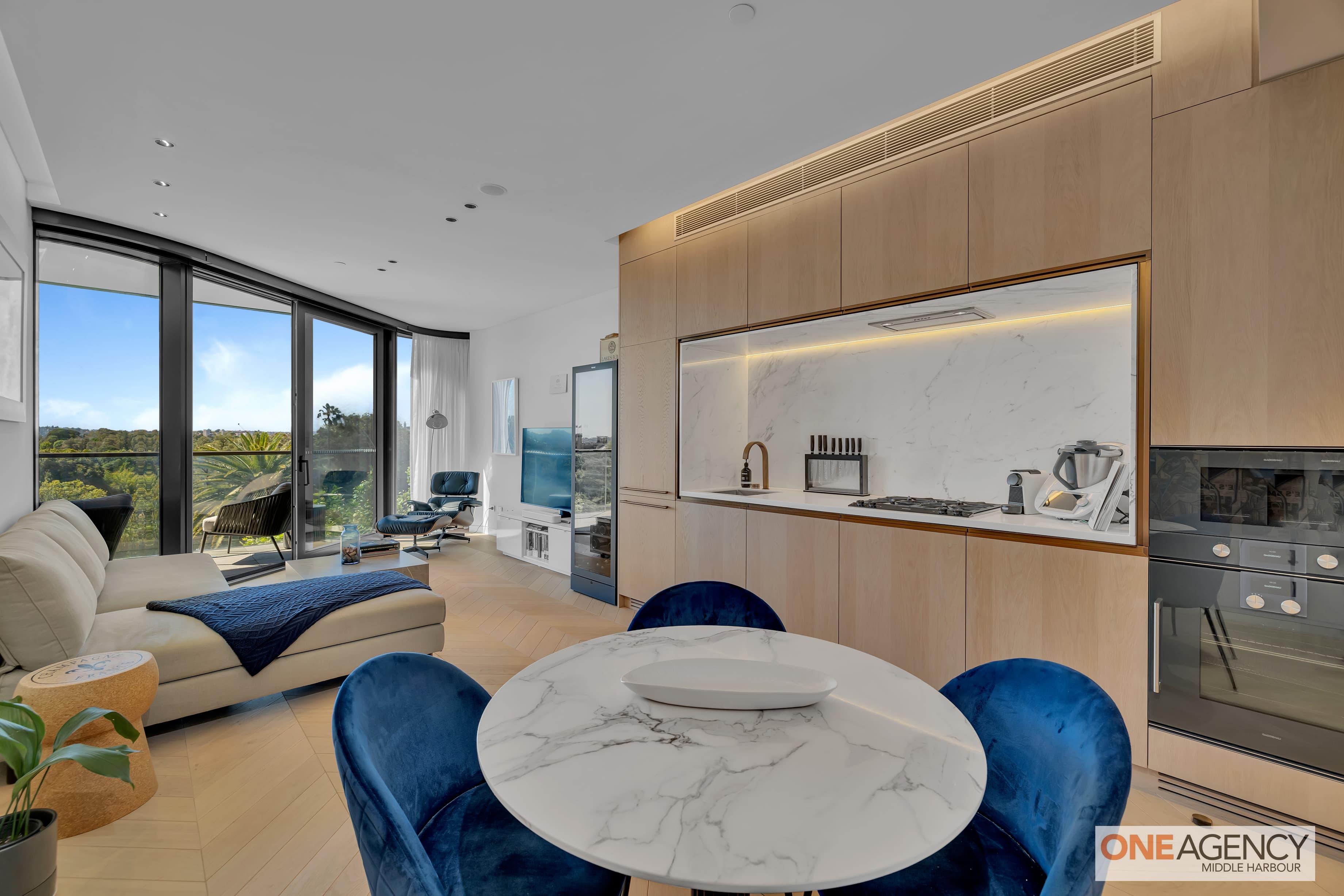 902/71 Macquarie Street, Sydney, Sydney - Thumbnail 6