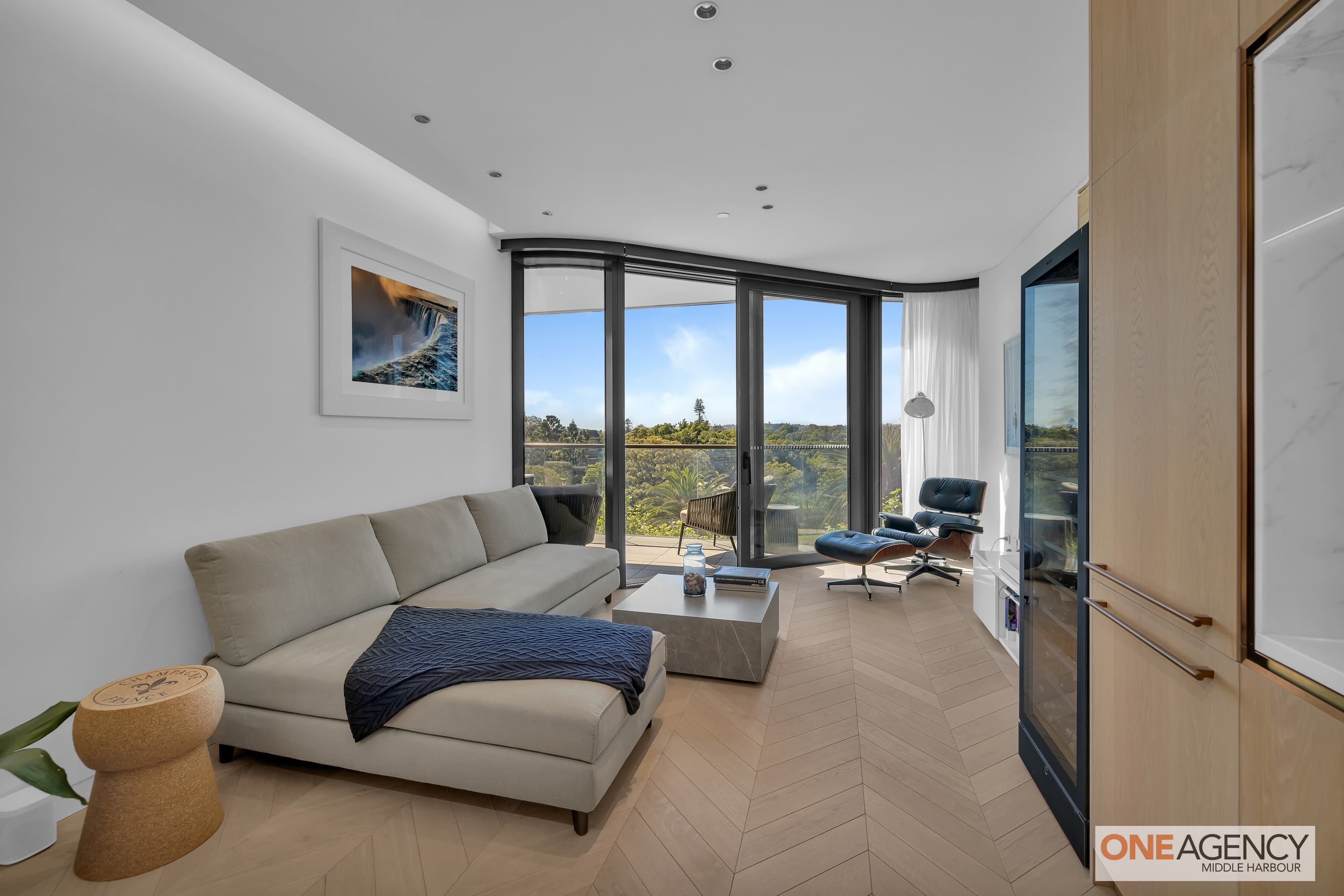902/71 Macquarie Street, Sydney, Sydney - Thumbnail 3