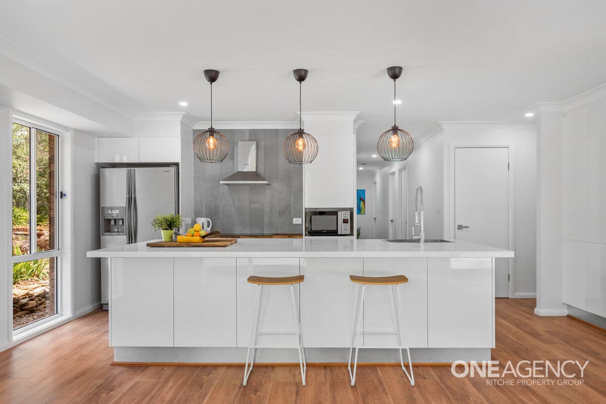 82 Bee Farm Road, Springwood, Springwood - Thumbnail 2