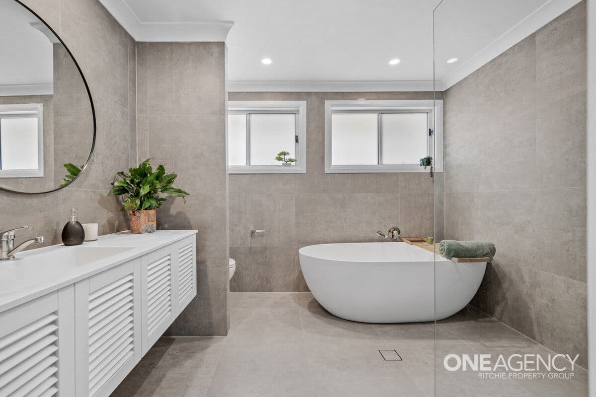 82 Bee Farm Road, Springwood, Springwood - Thumbnail 5