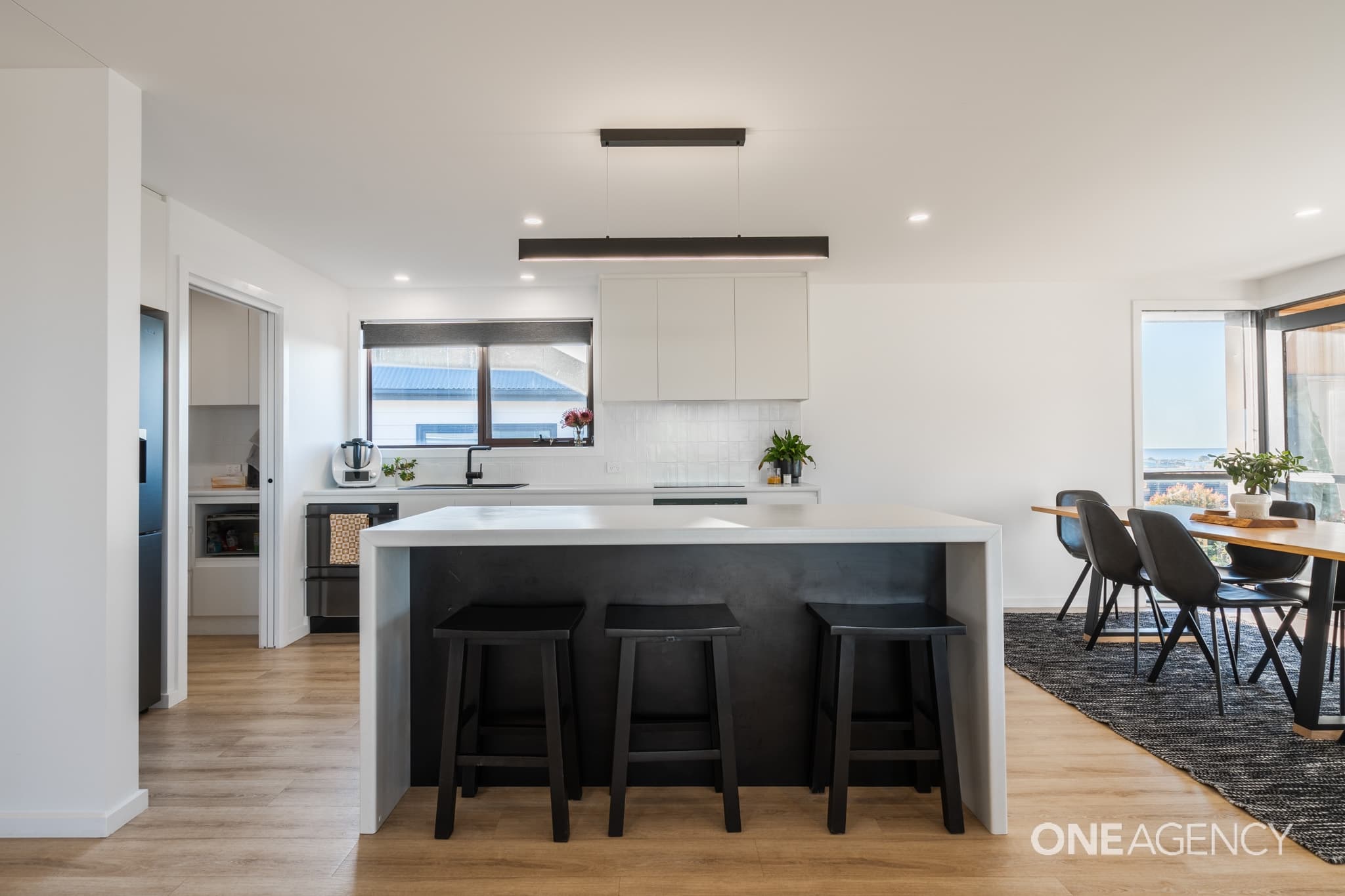 13 Pelissier Street, Somerset, Somerset - Thumbnail 3