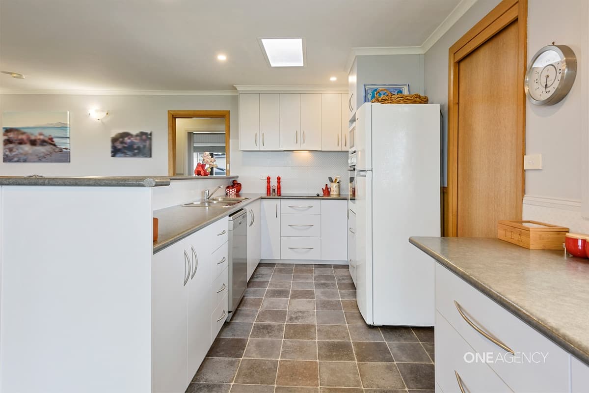 20 Amaroo Drive, Edgcumbe Beach, Edgcumbe Beach - Thumbnail 8