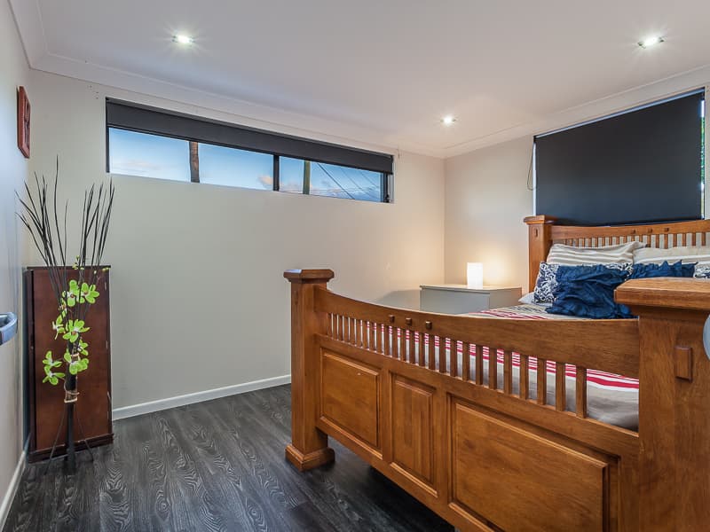 15 Oyster Point Esplanade, Newport, Newport - Thumbnail 8