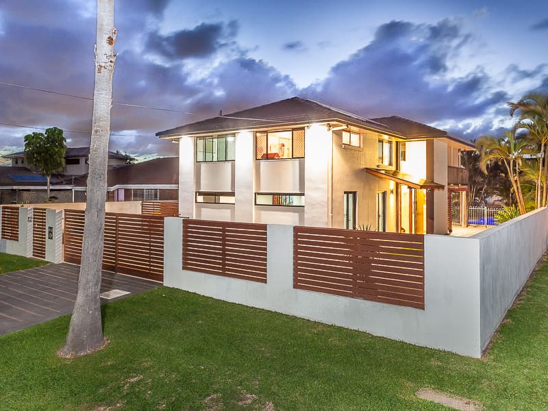 15 Oyster Point Esplanade, Newport, Newport - Image 1
