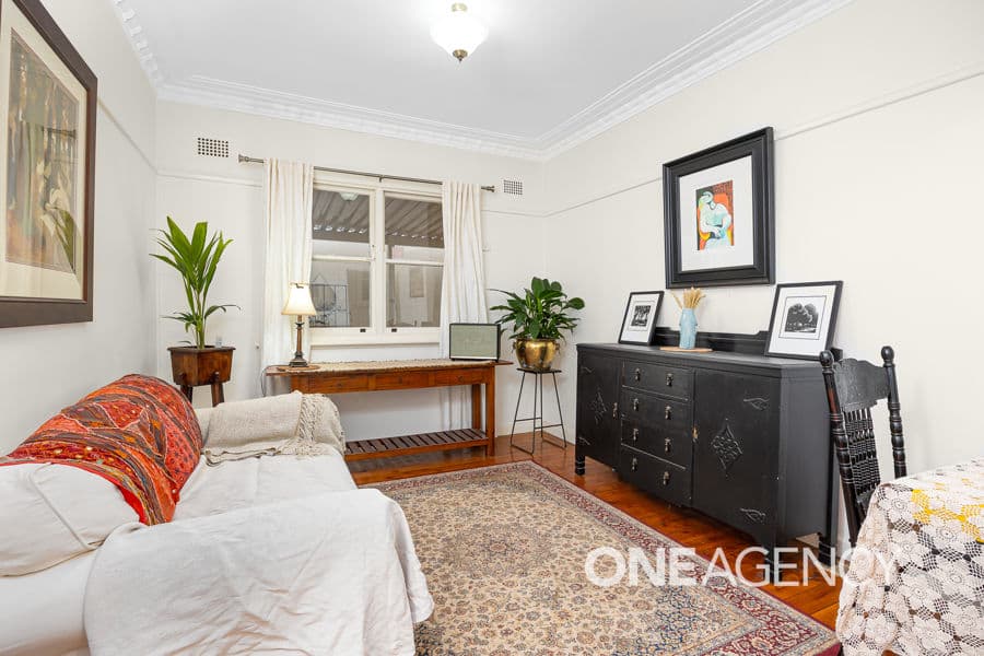 25 CROAKER Street, Turvey Park, Turvey Park - Thumbnail 6