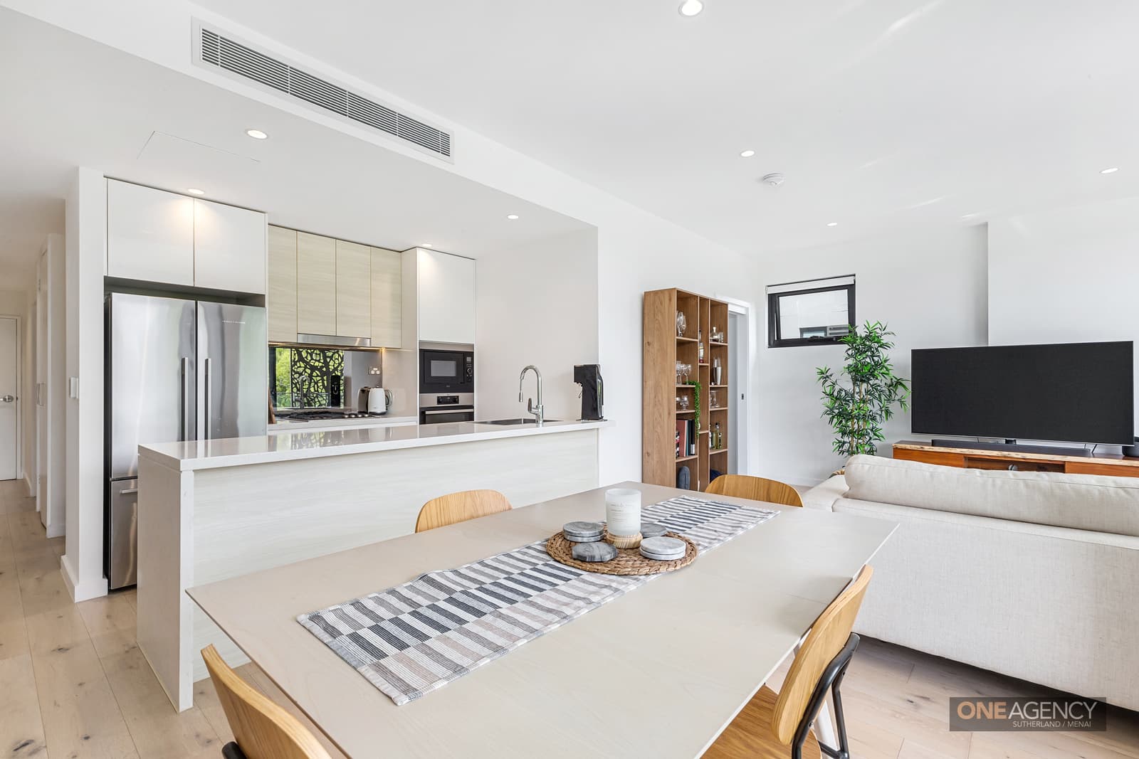 201/134 Linden Street, Sutherland, Sutherland - Thumbnail 2
