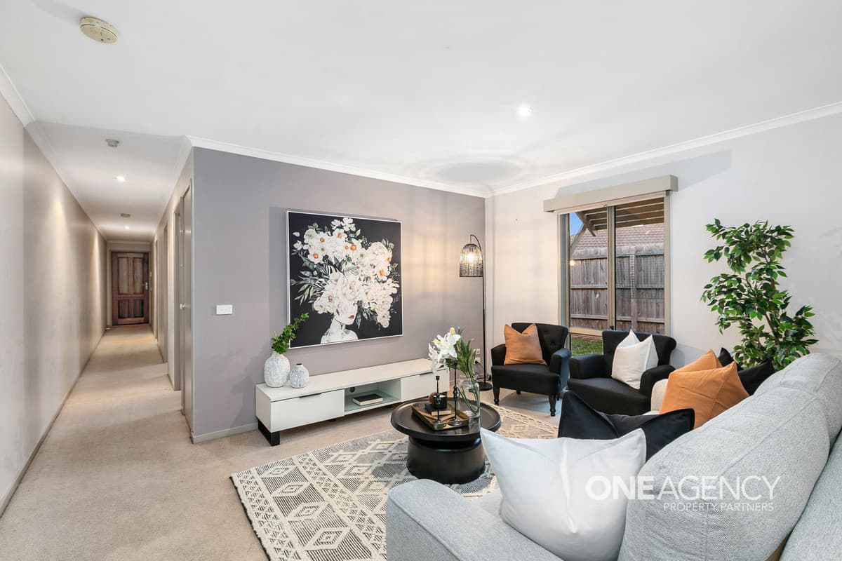 1 Kim Court, Seabrook, Seabrook - Thumbnail 2