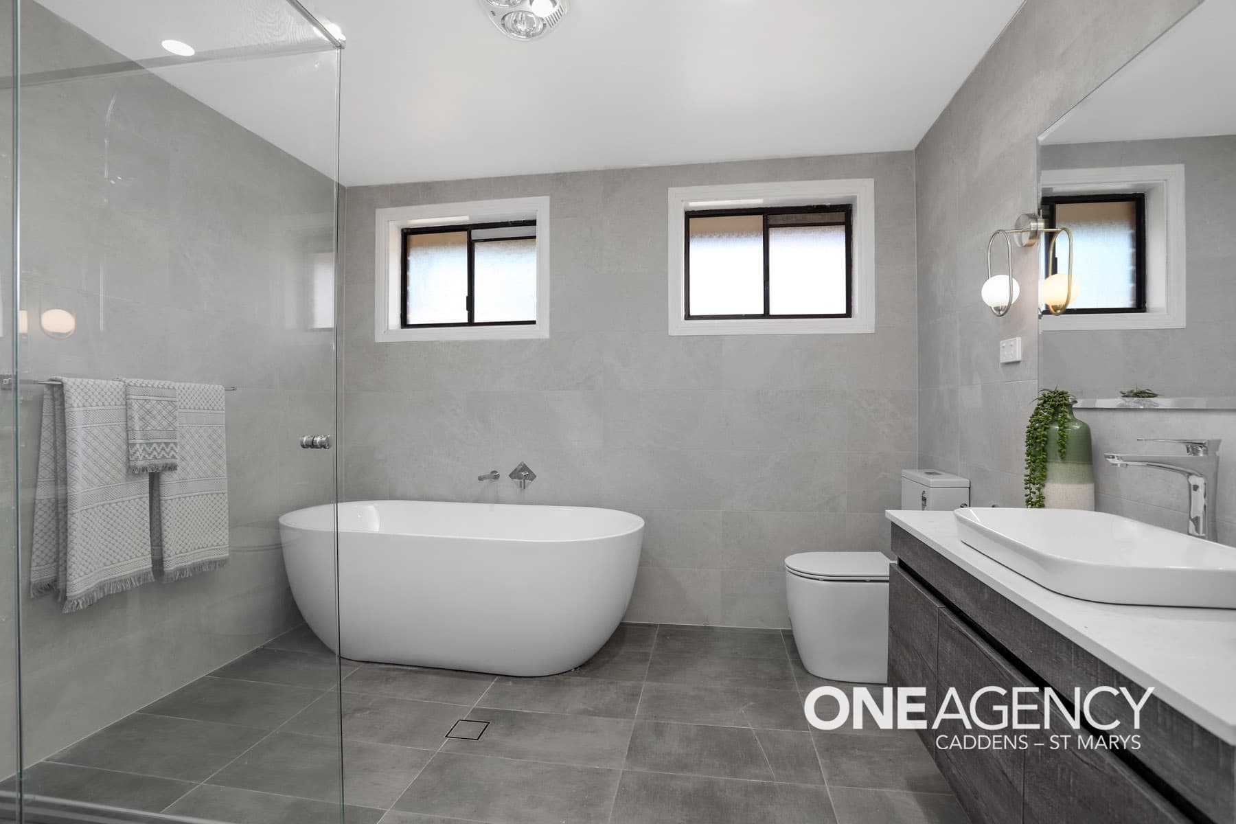 13 Flintlock Drive, St Clair, St Clair - Thumbnail 3