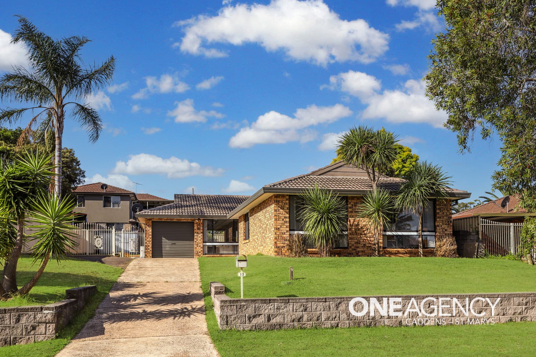 13 Flintlock Drive, St Clair, St Clair - Image 1