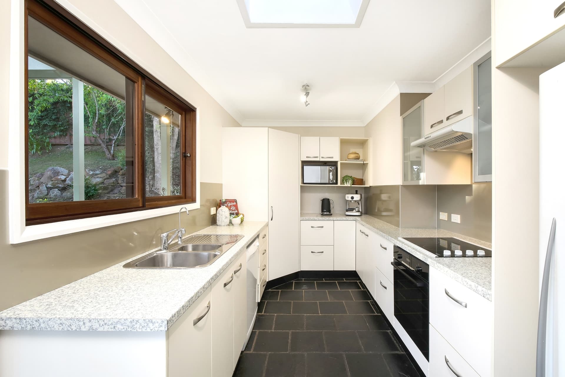 4 Kawana Avenue, Niagara Park, Niagara Park - Thumbnail 4