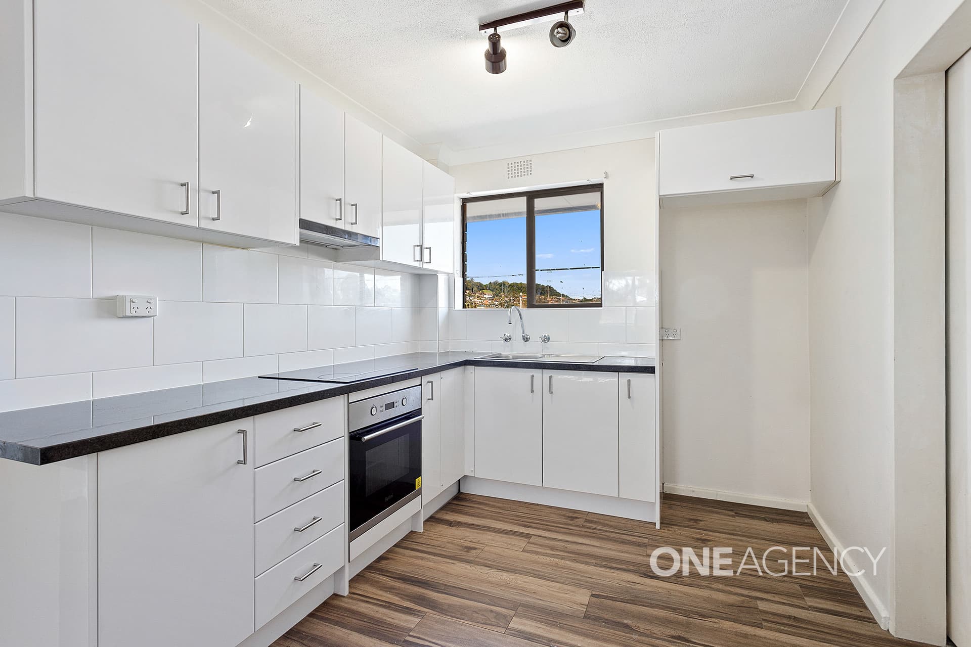 3/2C King Street, Lake Illawarra, Lake Illawarra - Thumbnail 2
