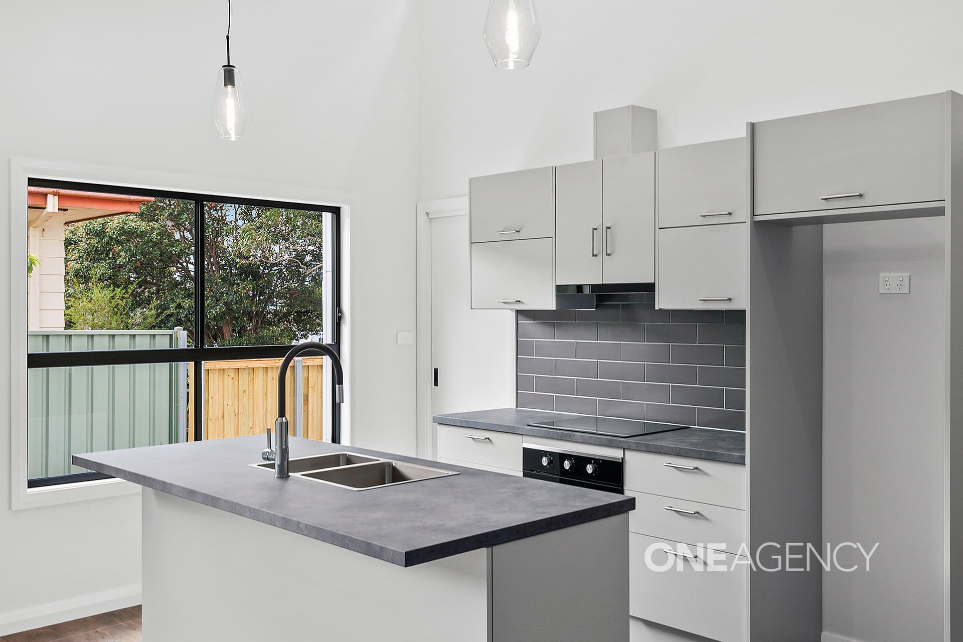 1A  Warramunga Street, Nowra, Nowra - Thumbnail 2