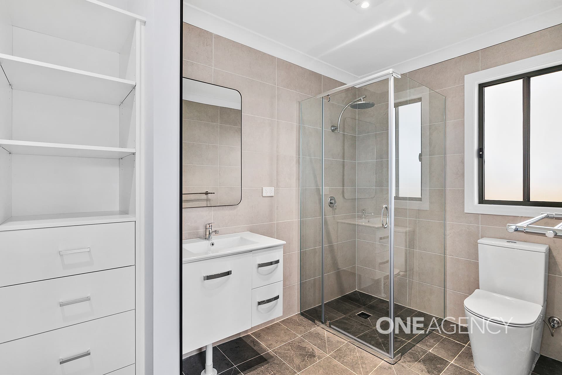 1A  Warramunga Street, Nowra, Nowra - Thumbnail 5