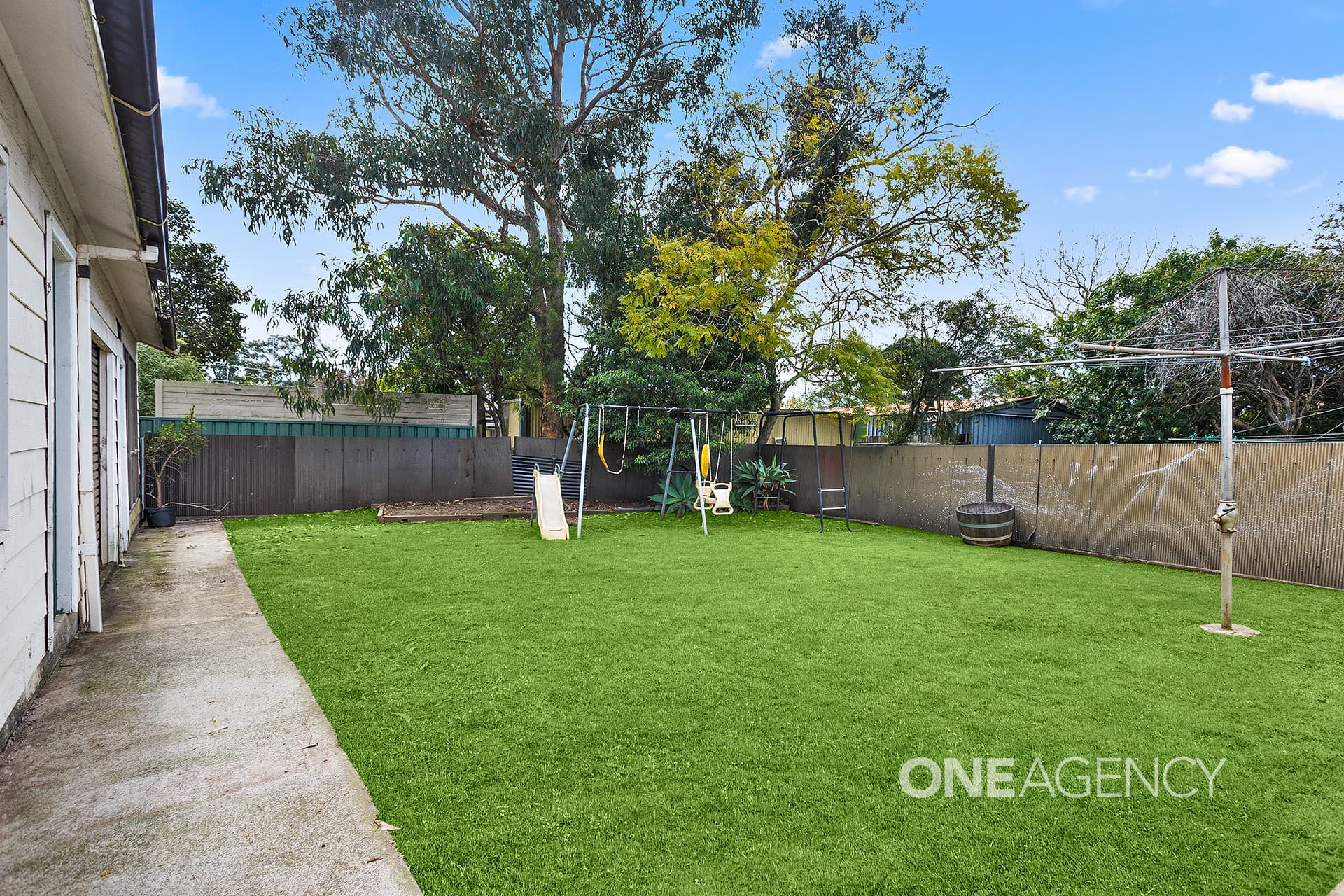 19 Malin Road, Oak Flats, Oak Flats - Thumbnail 8