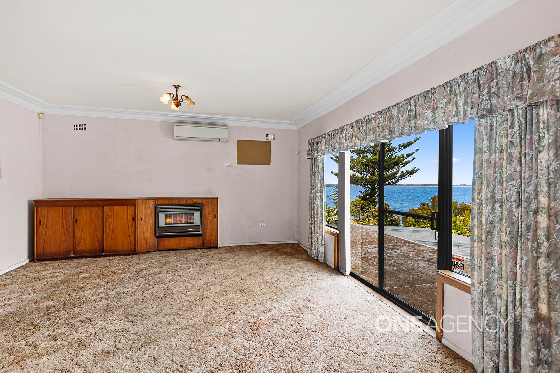 135 Northcliffe Drive, Lake Heights, Lake Heights - Thumbnail 3