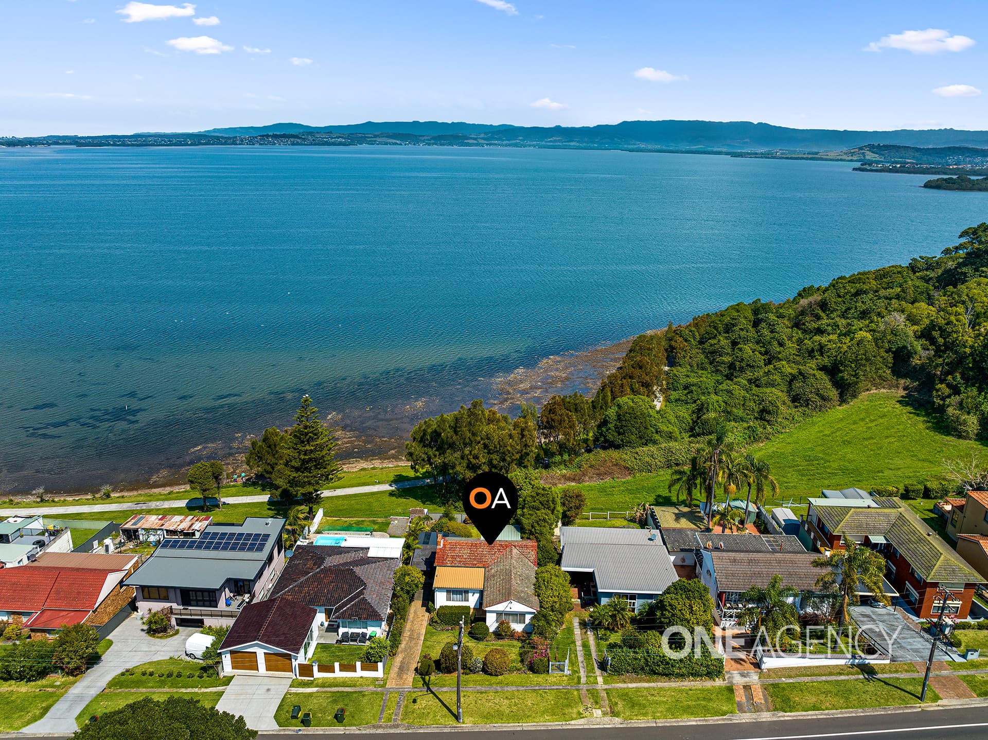 135 Northcliffe Drive, Lake Heights, Lake Heights - Image 1
