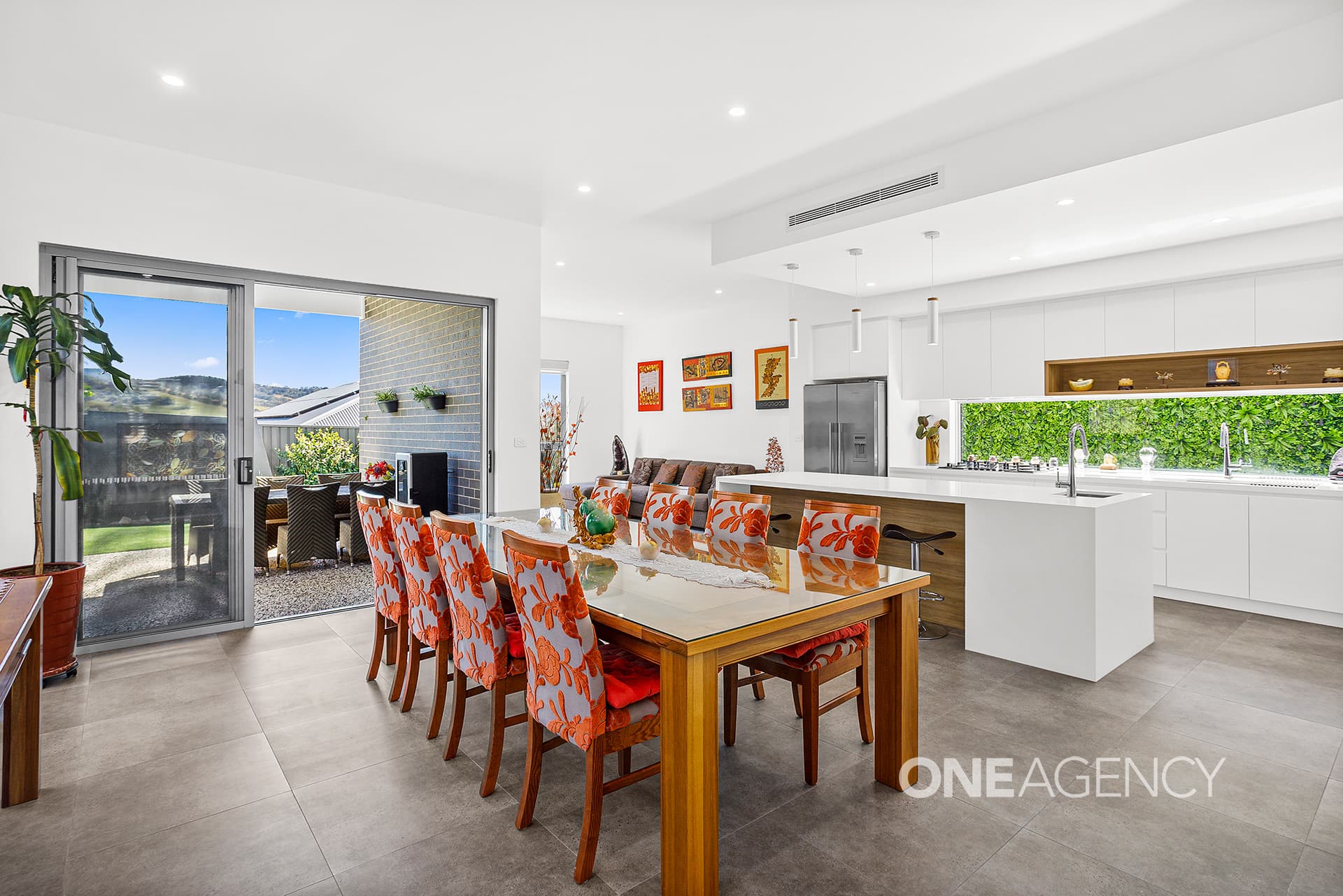 14 Coral Tree Crescent, Calderwood, Calderwood - Thumbnail 2