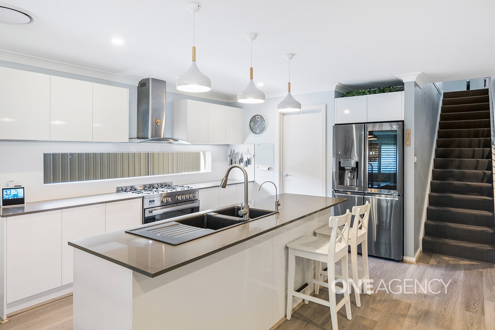 24 Honeybee Crescent, Calderwood, Calderwood - Thumbnail 2