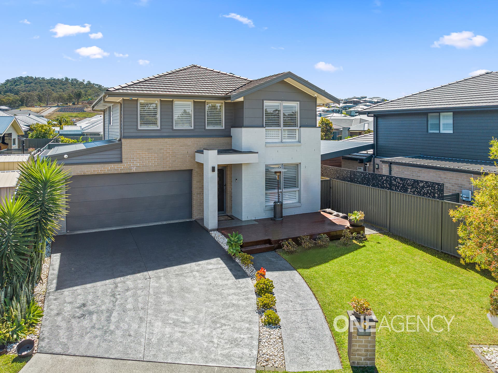 24 Honeybee Crescent, Calderwood, Calderwood - Image 1