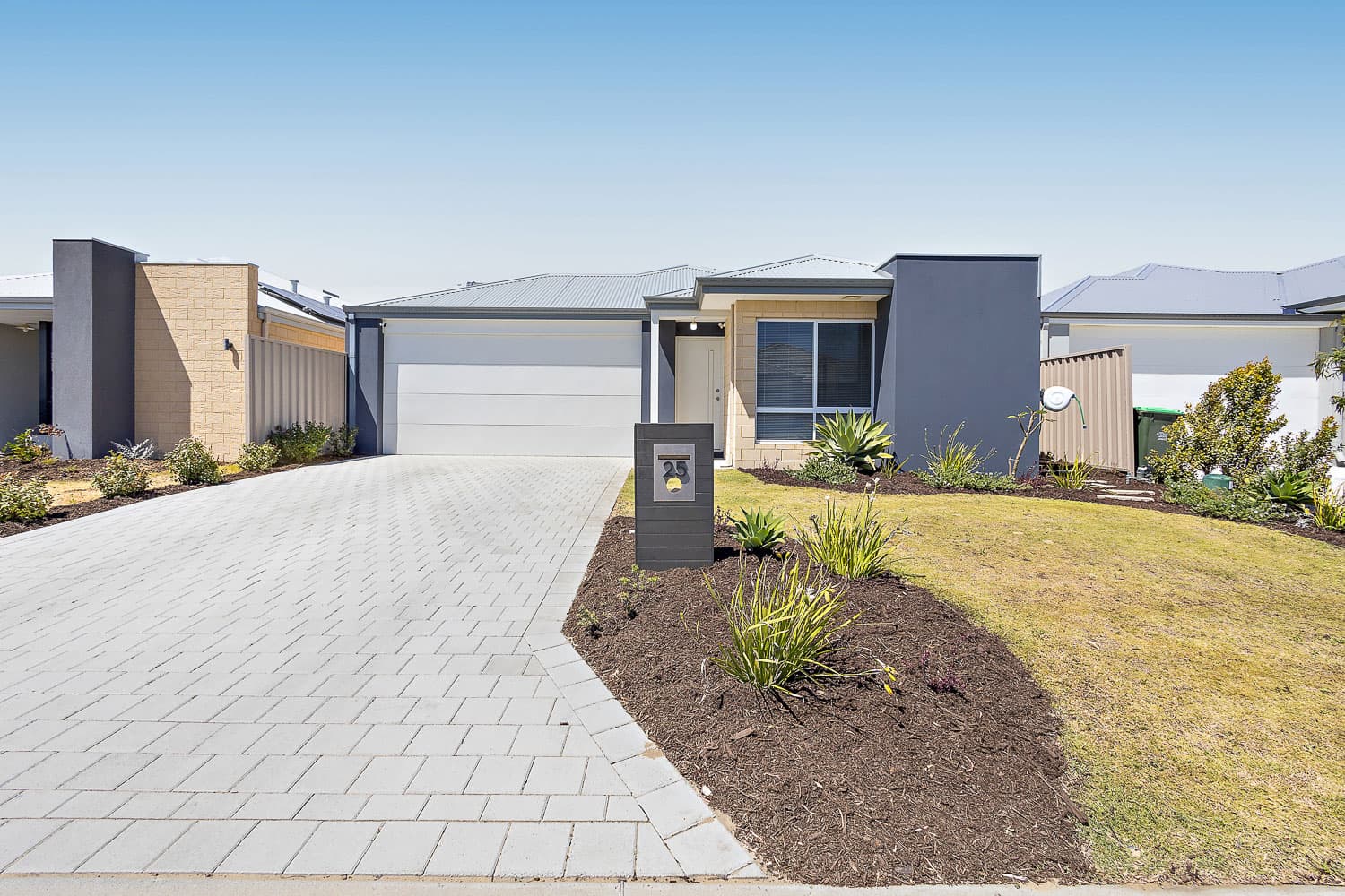 25 Broadgate Boulevard, Yanchep, Yanchep - Image 1