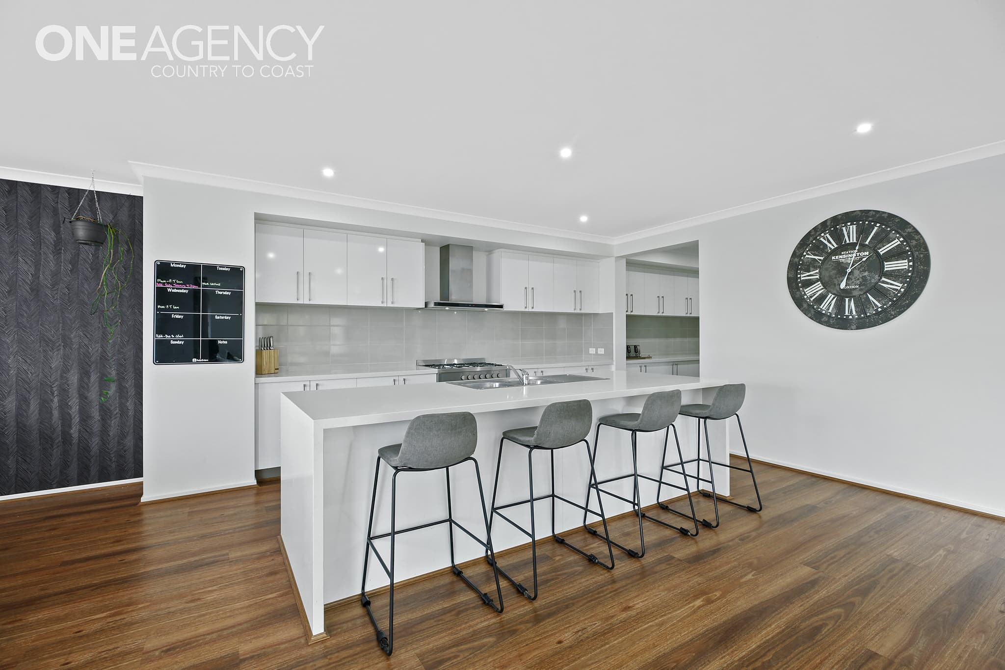49 Diamond Drive, Koo Wee Rup, Koo Wee Rup - Thumbnail 2