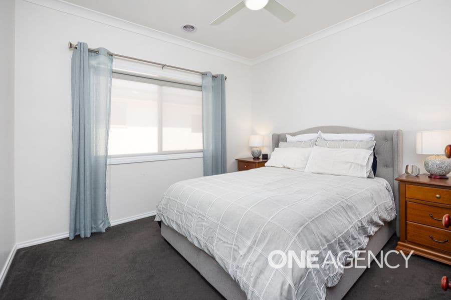 26 STELLWAY Close, Kooringal, Kooringal - Thumbnail 8