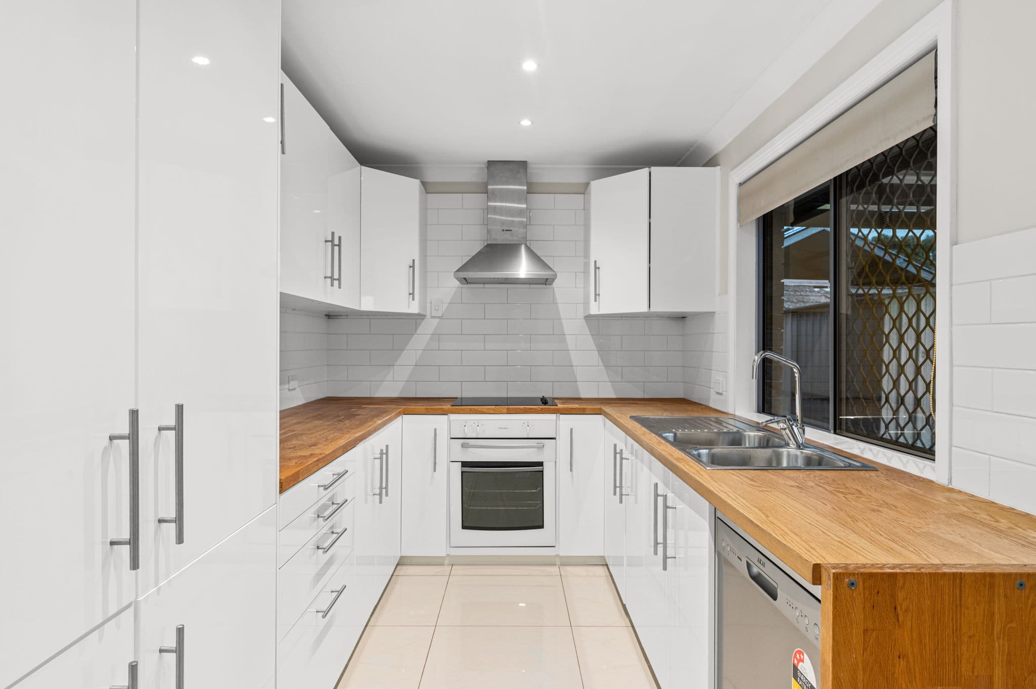 14 Hinchcliffe Street, Tanah Merah, Tanah Merah - Thumbnail 2