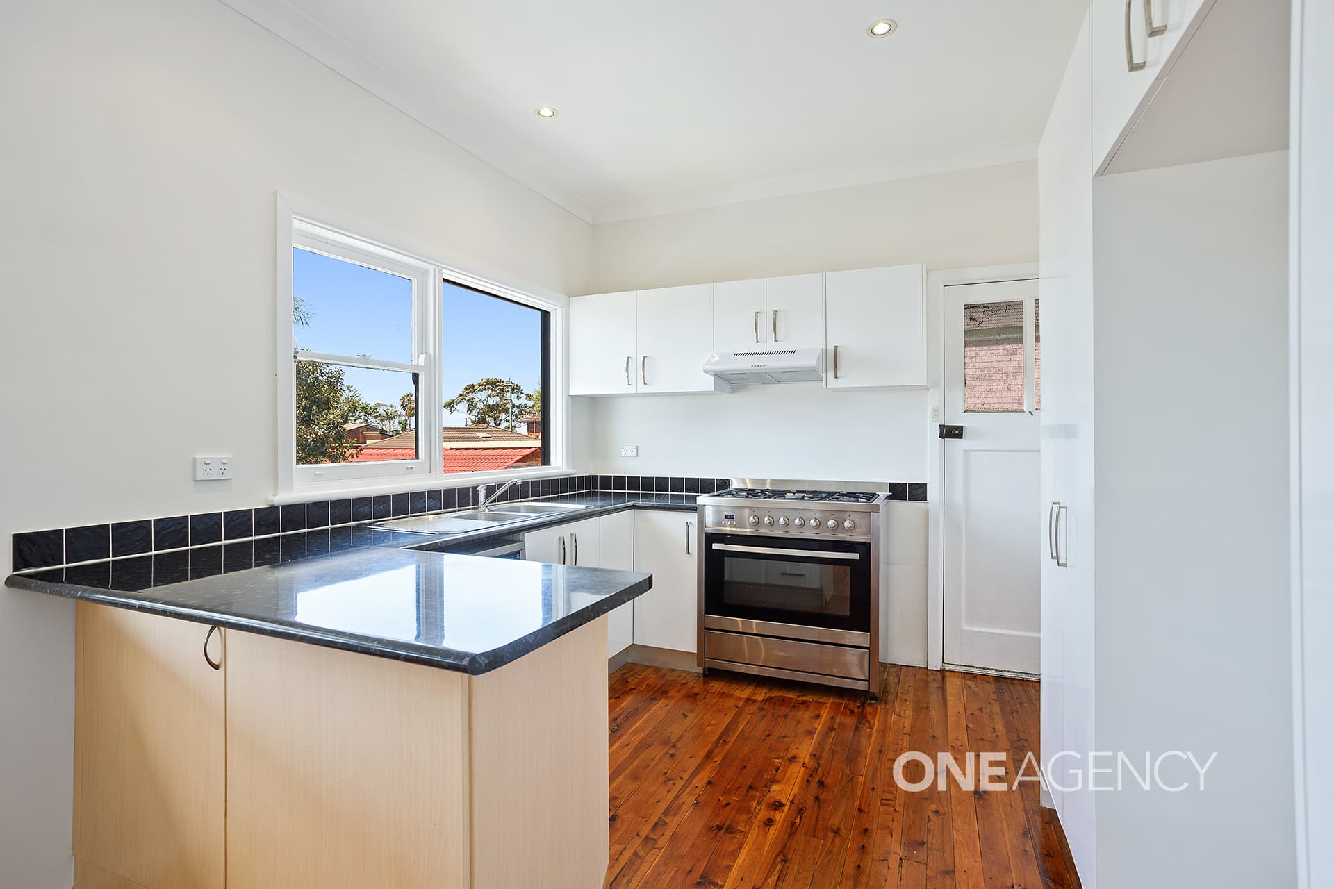 8 Porter Avenue, Mount Warrigal, Mount Warrigal - Thumbnail 6