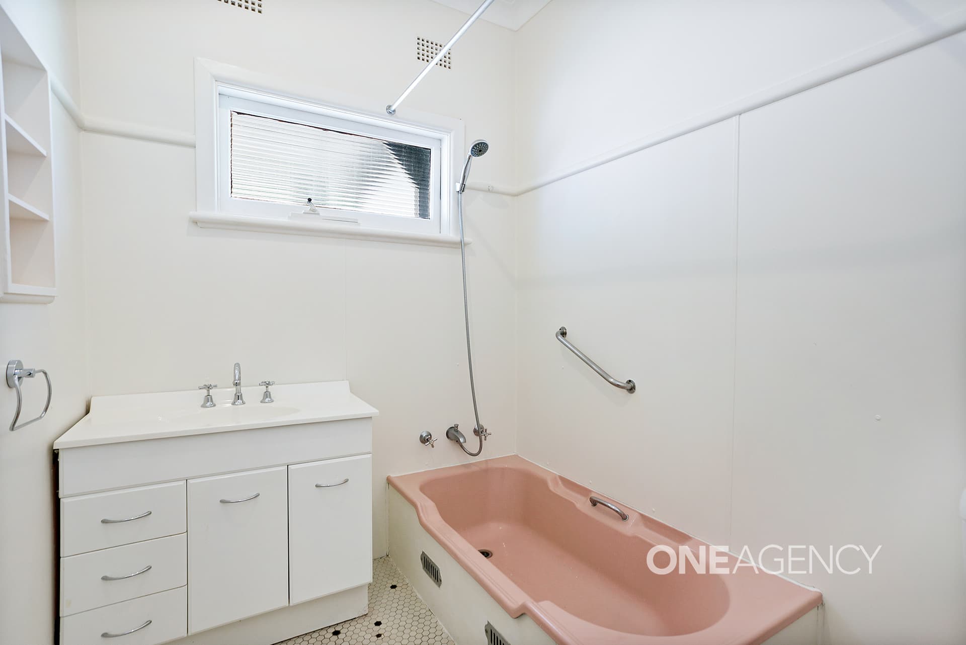 8 Porter Avenue, Mount Warrigal, Mount Warrigal - Thumbnail 8
