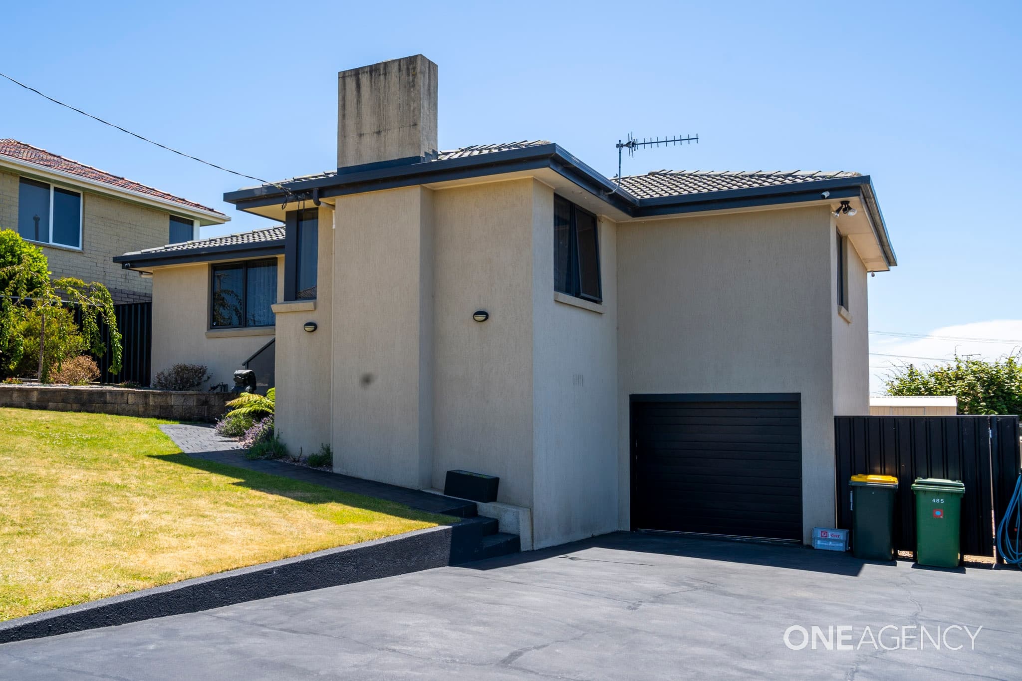 11 Crowe Street, Upper Burnie, Upper Burnie - Thumbnail 3