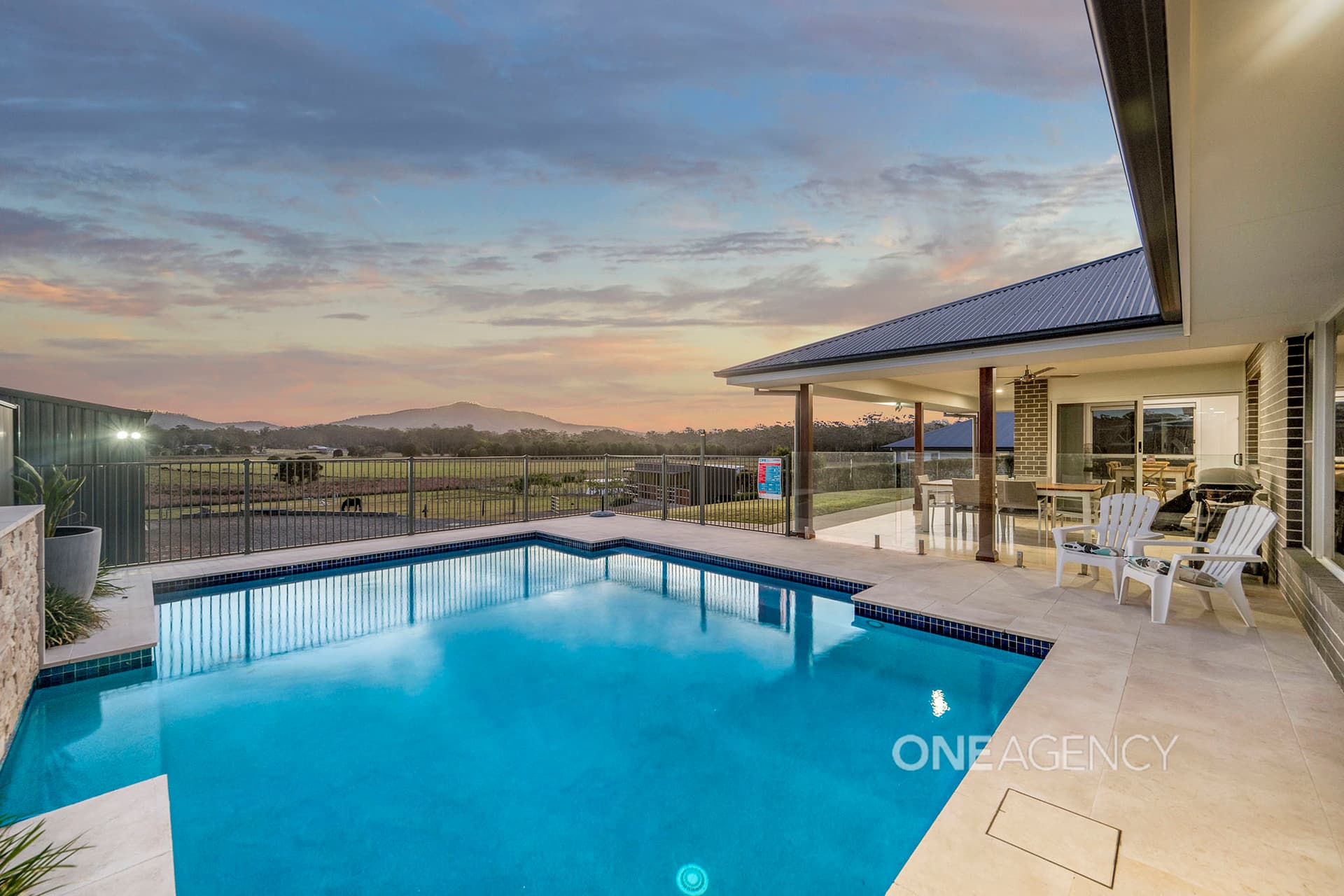 94 Oxbow Circuit, King Creek, King Creek - Thumbnail 2