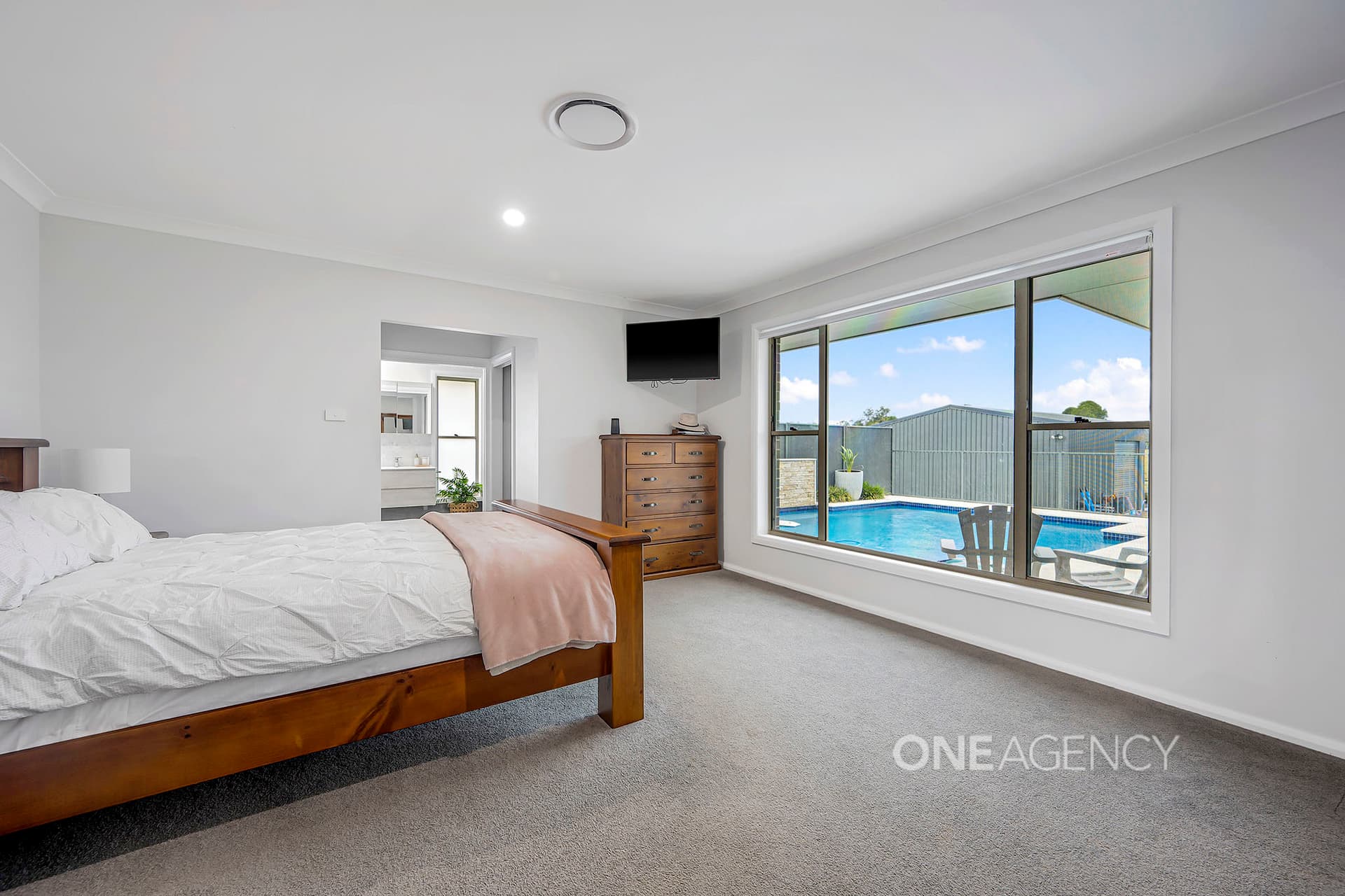 94 Oxbow Circuit, King Creek, King Creek - Thumbnail 5