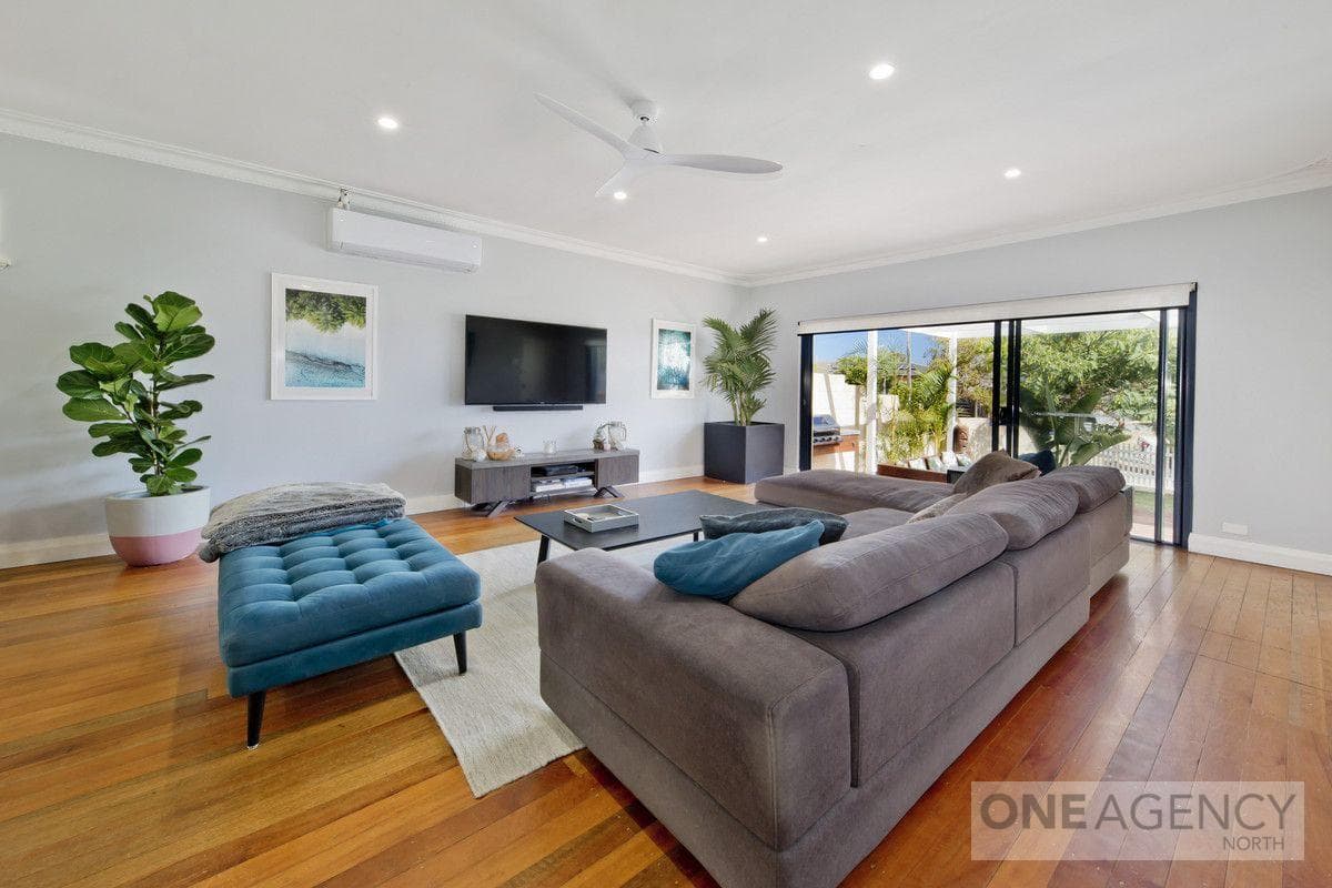 6 Hadley Place, Karrinyup, Karrinyup - Thumbnail 2