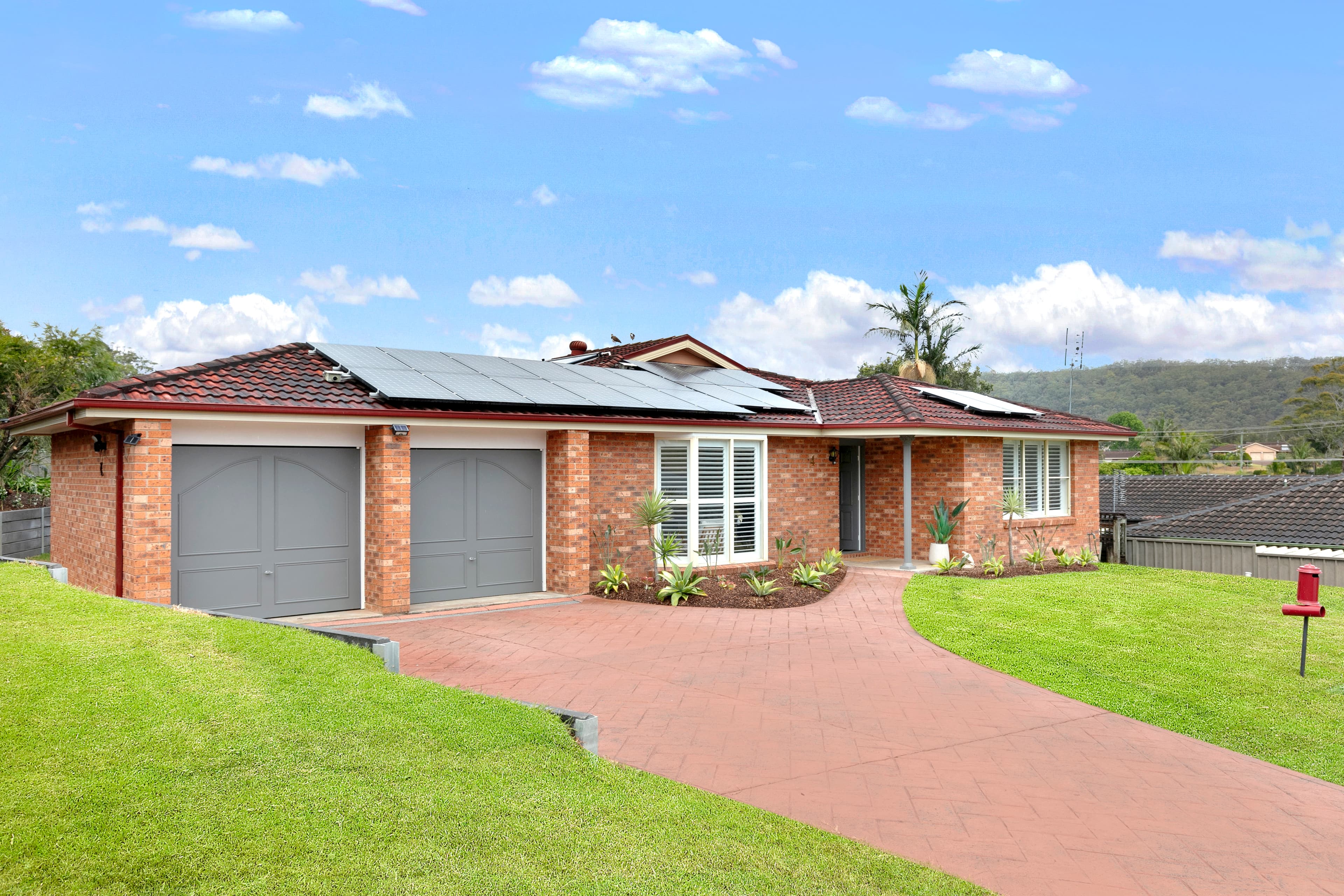4 Fox Glove Close, Green Point, Green Point - Image 1
