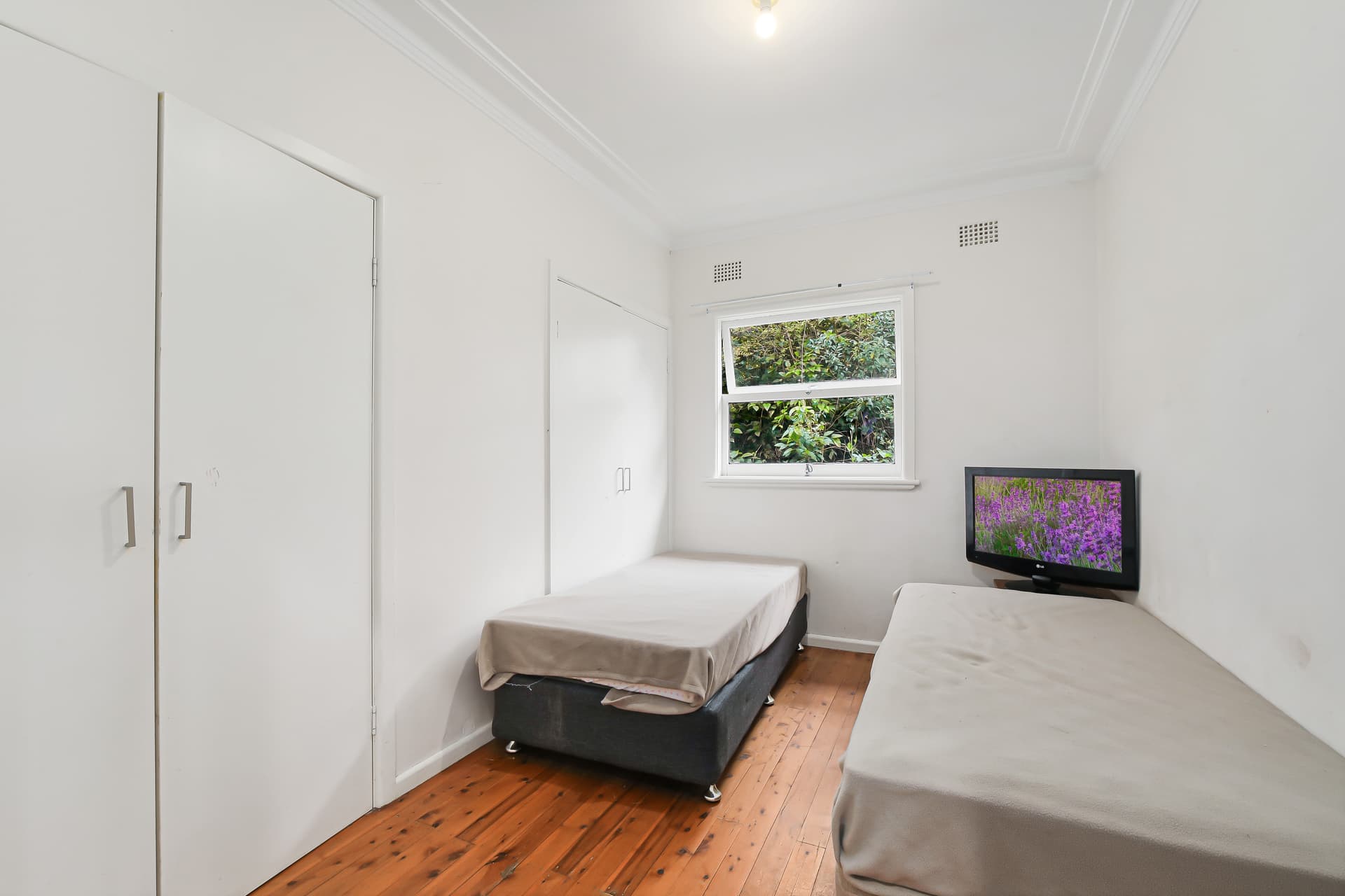 52 Donnison Street West, West Gosford, West Gosford - Thumbnail 6