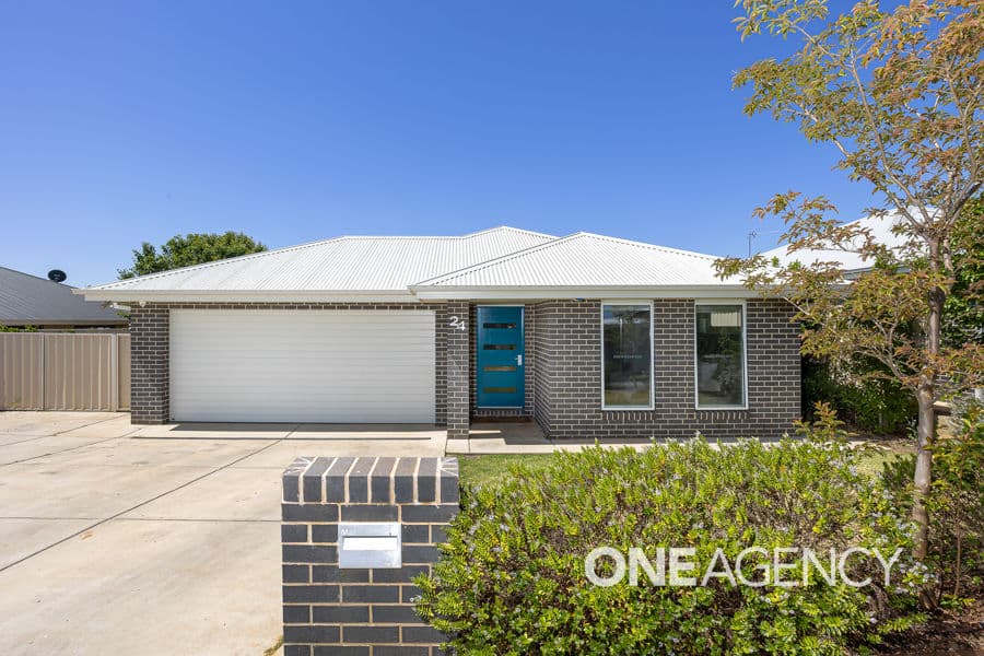 24 MUGGA Street, Gobbagombalin, Gobbagombalin - Image 1