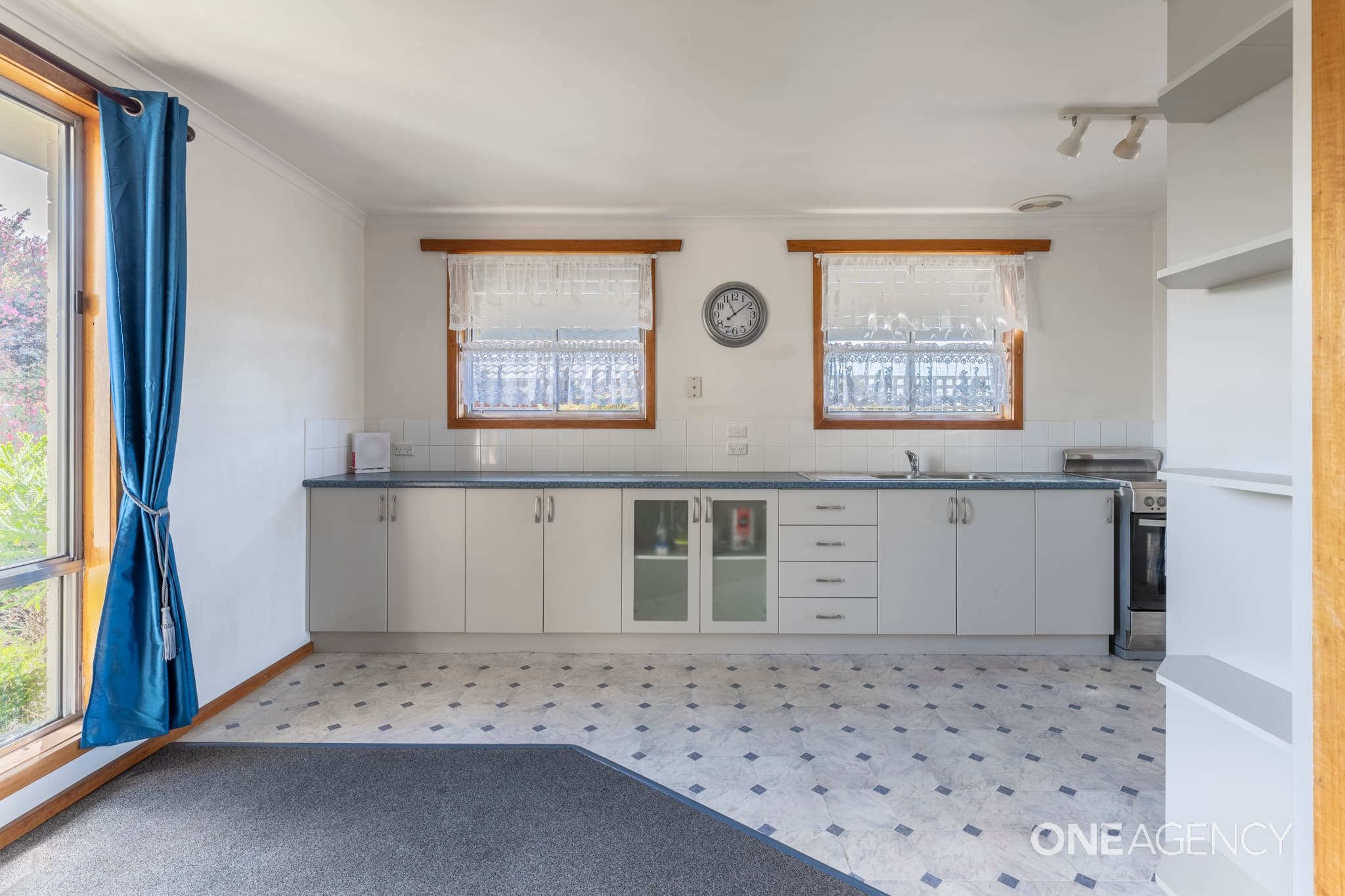 27 Martin Street, Wynyard, Wynyard - Thumbnail 2