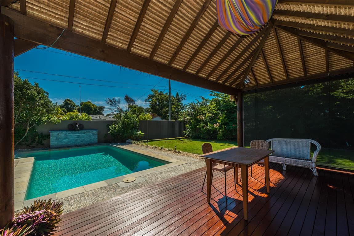 8 Warrina Crescent, Burleigh Waters, Burleigh Waters - Image 1