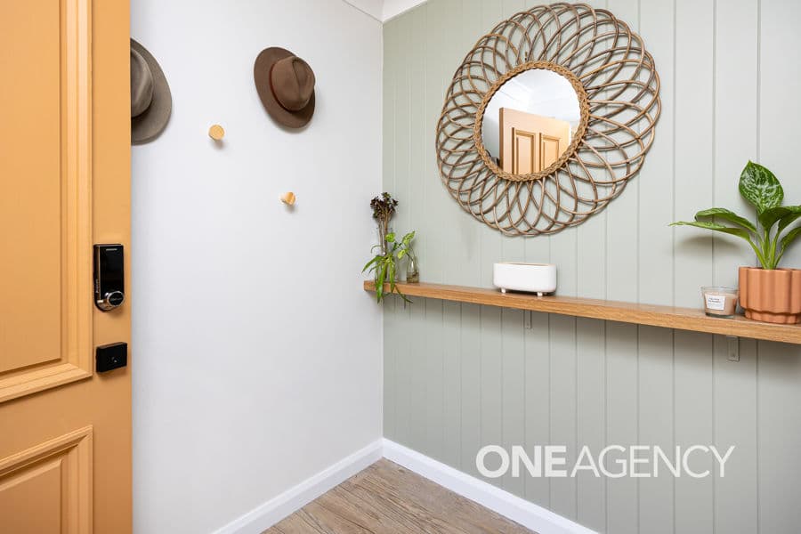 10 GUNYAH Place, Glenfield Park, Glenfield Park - Thumbnail 2
