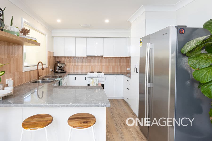 10 GUNYAH Place, Glenfield Park, Glenfield Park - Thumbnail 6