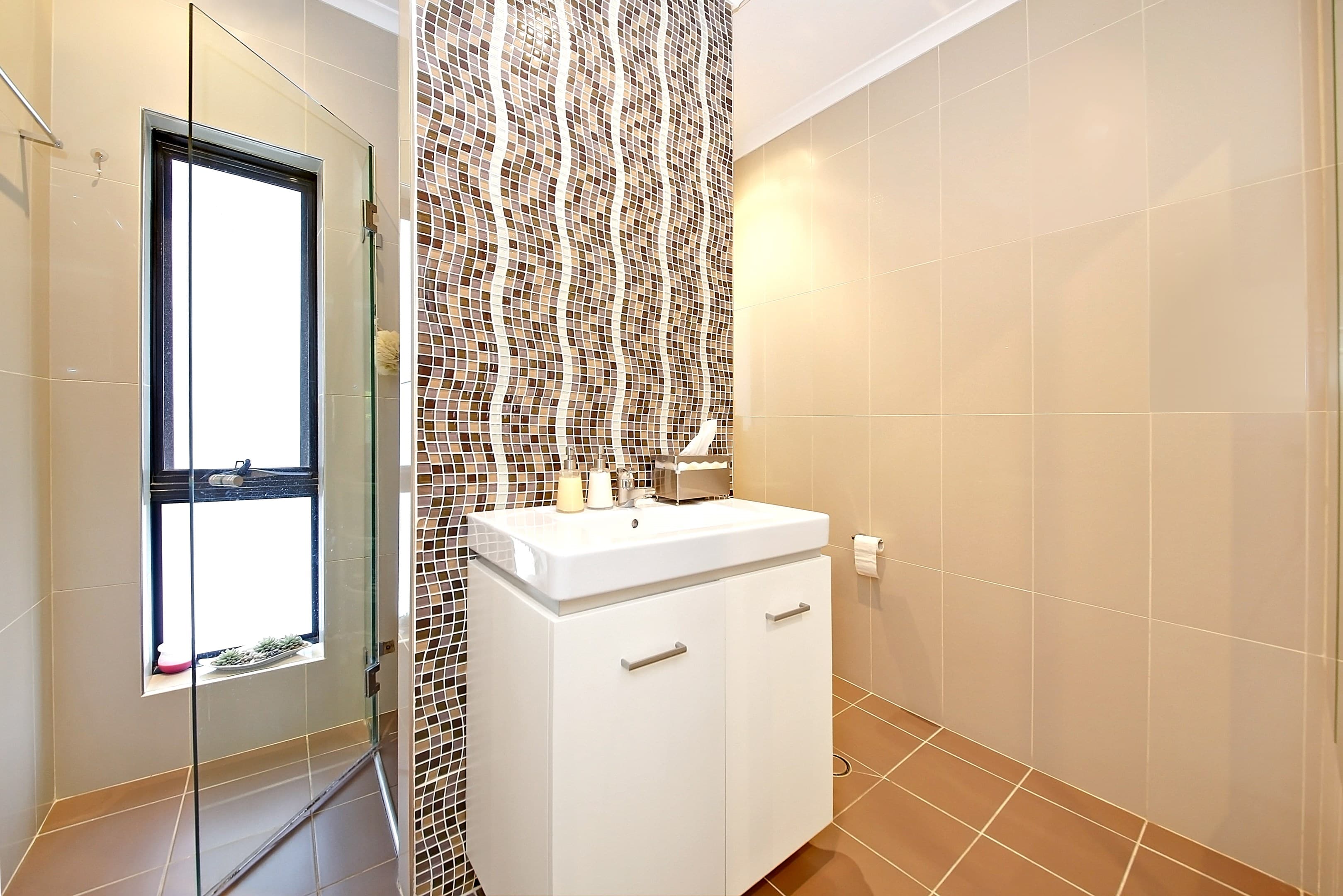 1 Margaret Street, Kingsgrove, Kingsgrove - Thumbnail 4