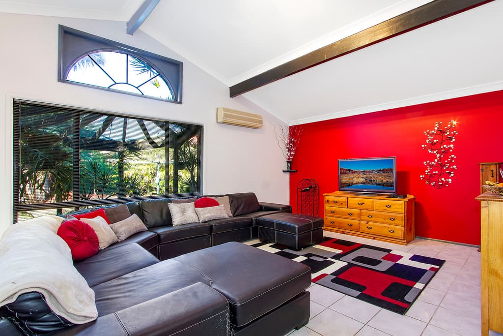 3 James Close, Kariong, Kariong - Thumbnail 2