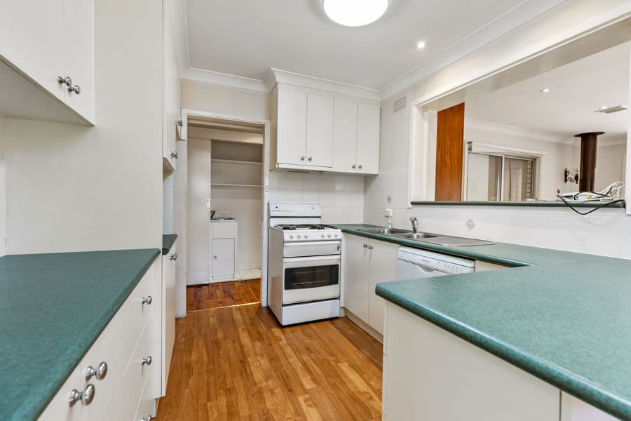 21 NIXON Crescent, Tolland, Tolland - Thumbnail 7